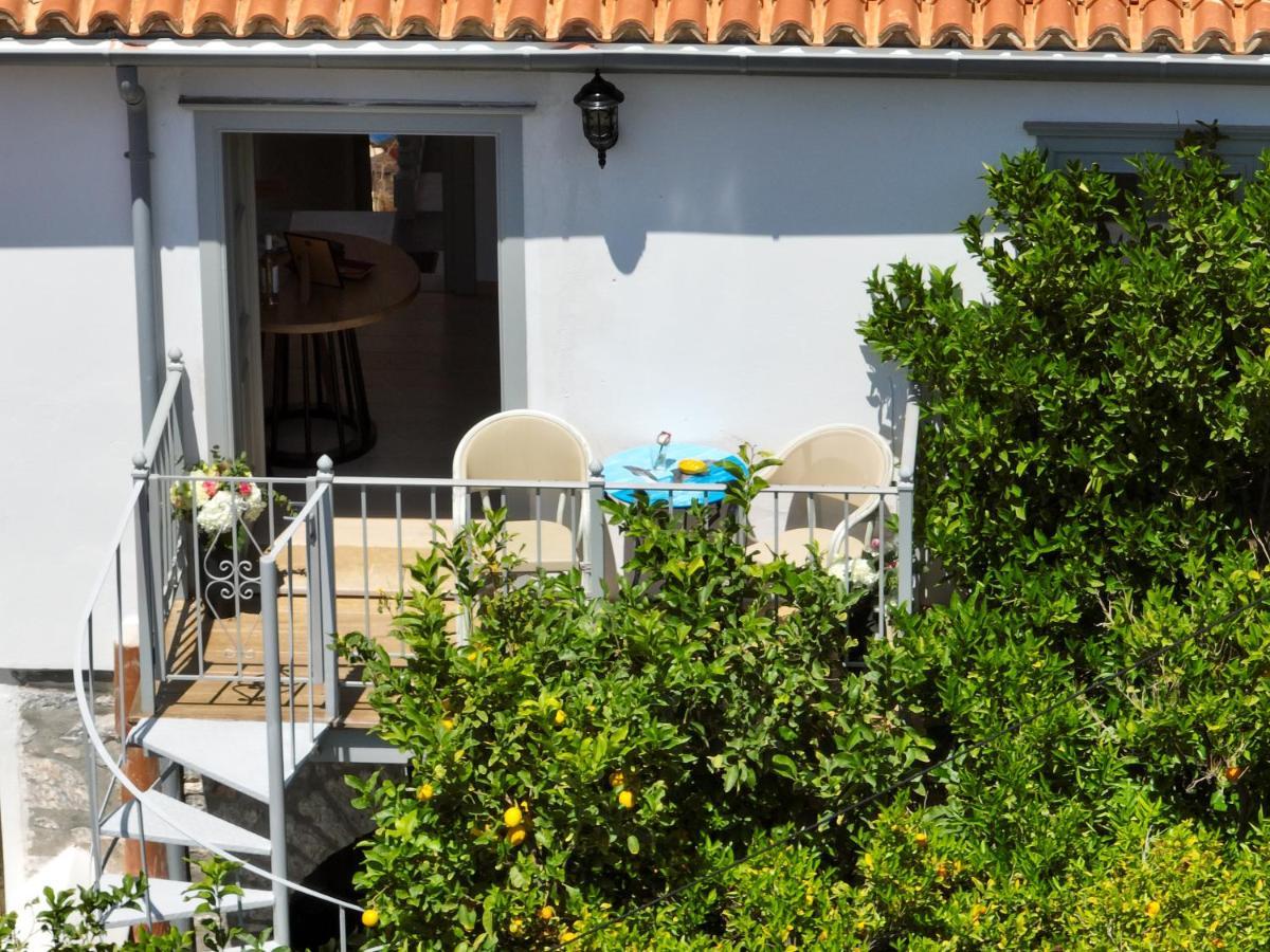 Livin Hydra Private Collection Suite 2 Exterior foto